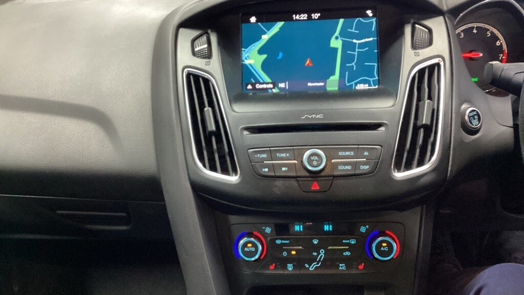 Used Ford Focus 2017 for sale - 76940063: Photo 11