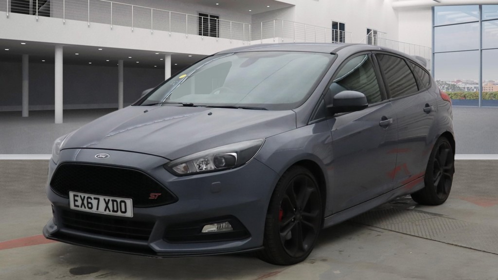 Used Ford Focus 2017 for sale - 76940063: Photo 4