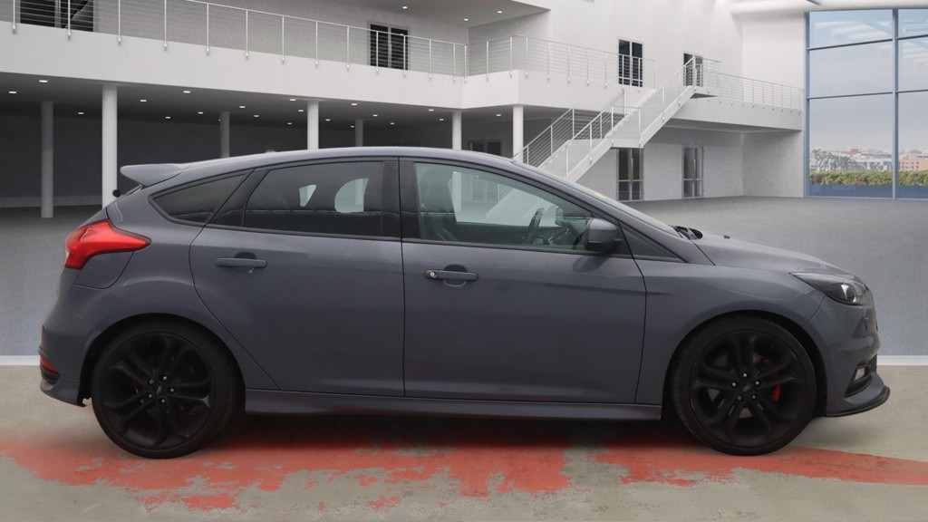 Used Ford Focus 2017 for sale - 76940063: Photo 7