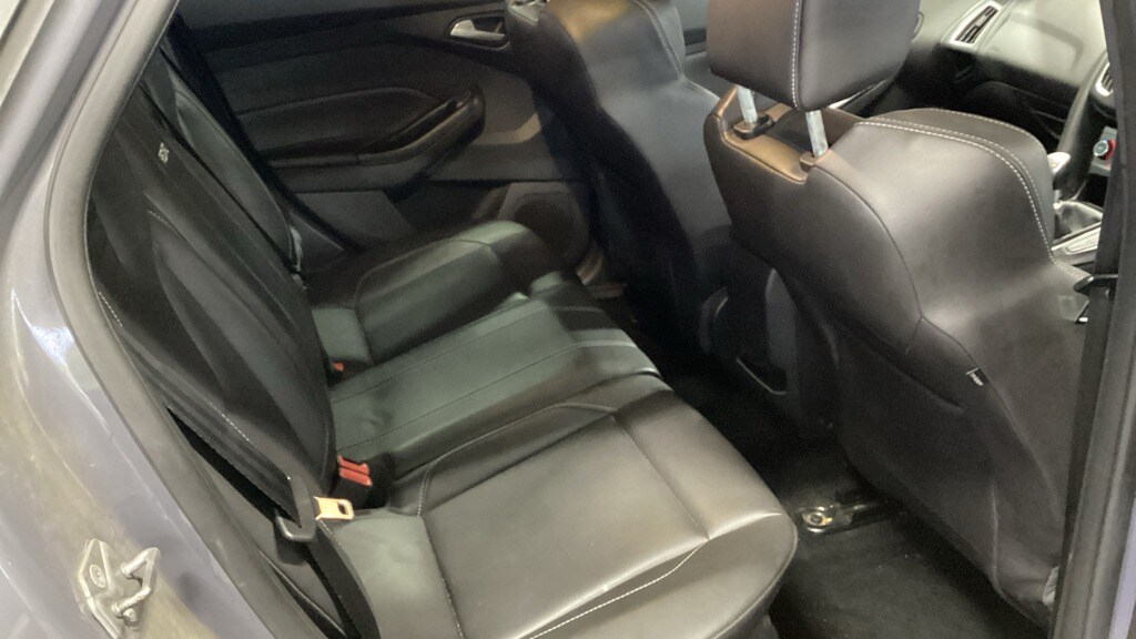 Used Ford Focus 2017 for sale - 76940063: Photo 9