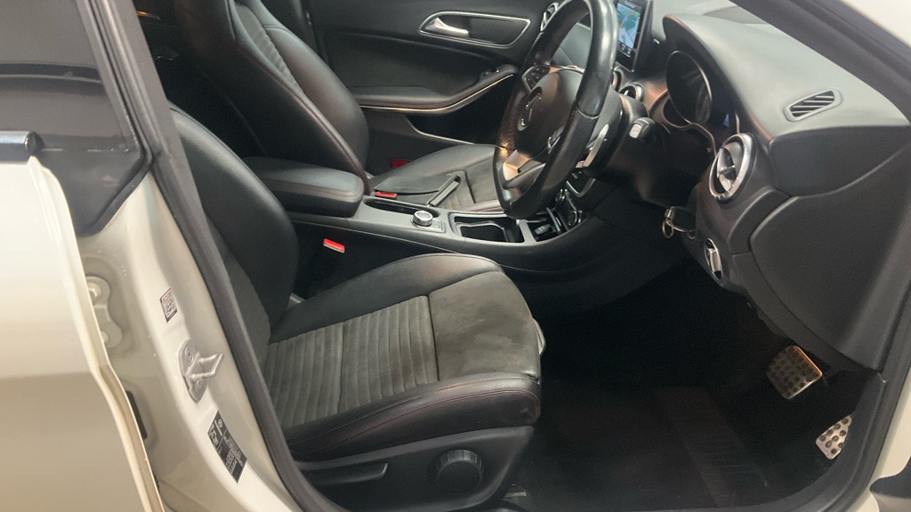 Used Mercedes-Benz CLA 2016 for sale - 77638813: Photo 11