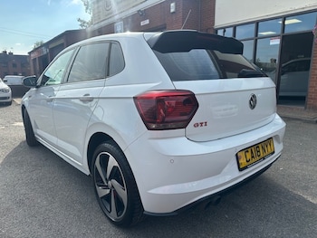 Used Volkswagen Polo 2018 for sale - 75536086: Photo