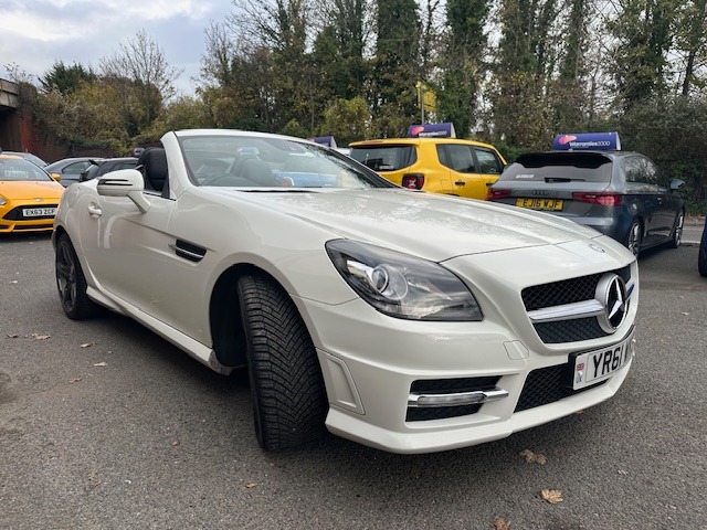 Used Mercedes-Benz SLK 2011 for sale - 76613686: Photo 2