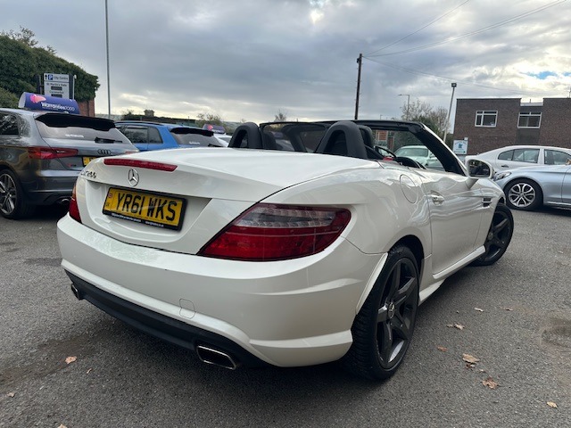 Used Mercedes-Benz SLK 2011 for sale - 76613686: Photo 3