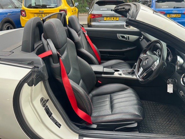 Used Mercedes-Benz SLK 2011 for sale - 76613686: Photo 5