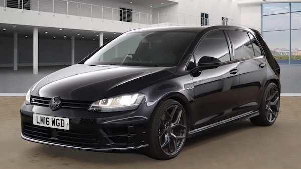 Used Volkswagen Golf 2016 for sale - 76263688: Photo 2