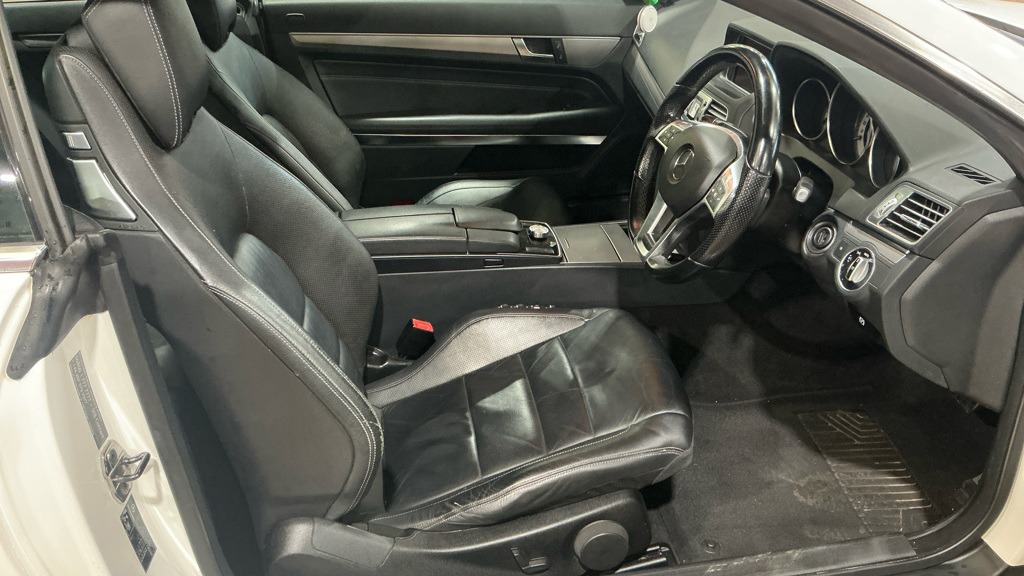 Used Mercedes-Benz E Class 2013 for sale - 78038577: Photo 15