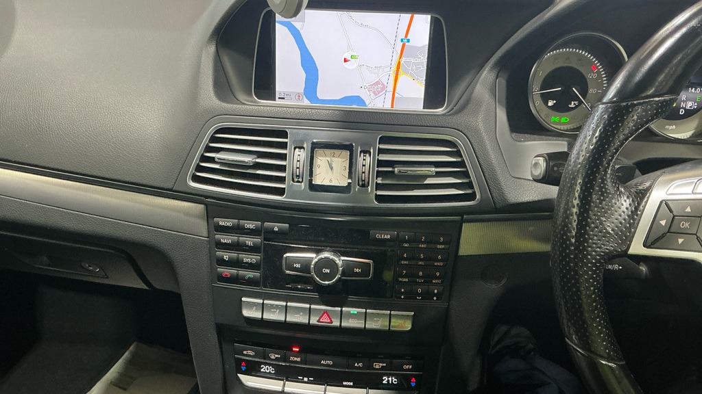 Used Mercedes-Benz E Class 2013 for sale - 78038577: Photo 17