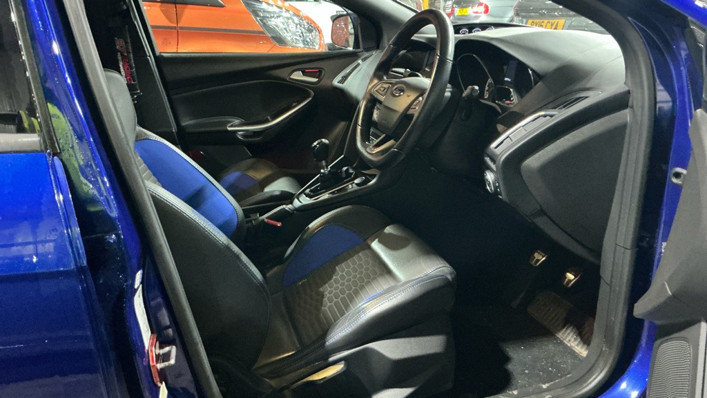 Used Ford Focus 2015 for sale - 77687383: Photo 10