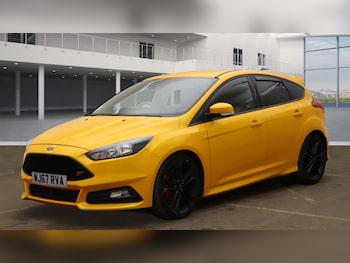 Used Ford Focus 2017 for sale - 76946843: Photo