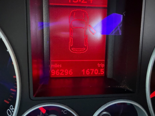 Used Volkswagen Golf 2009 for sale - 77300350: Photo 10