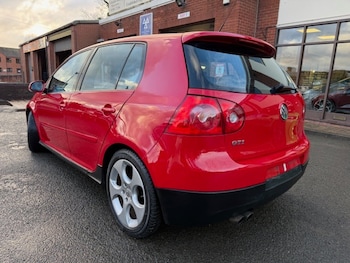 Used Volkswagen Golf 2006 for sale - 77300350: Photo