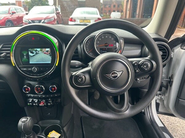 Used MINI Hatch 2018 for sale - 76128861: Photo 11