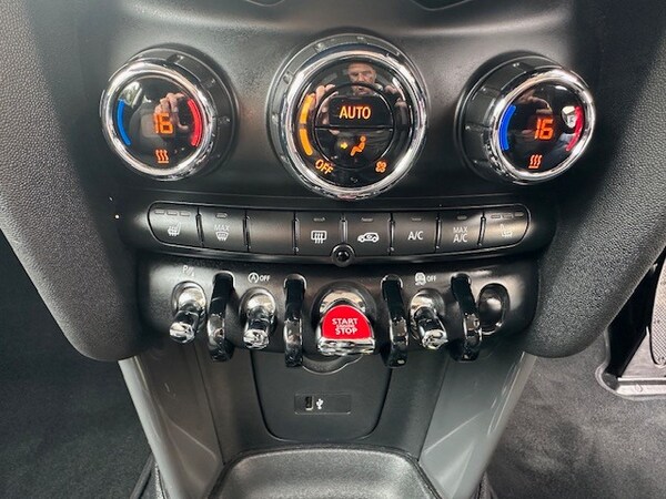Used MINI Hatch 2018 for sale - 76128861: Photo 9
