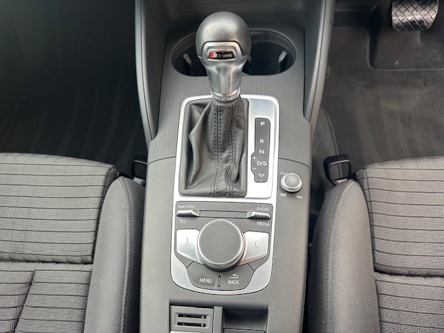 Used Audi A3 2017 for sale - 76722537: Photo 10