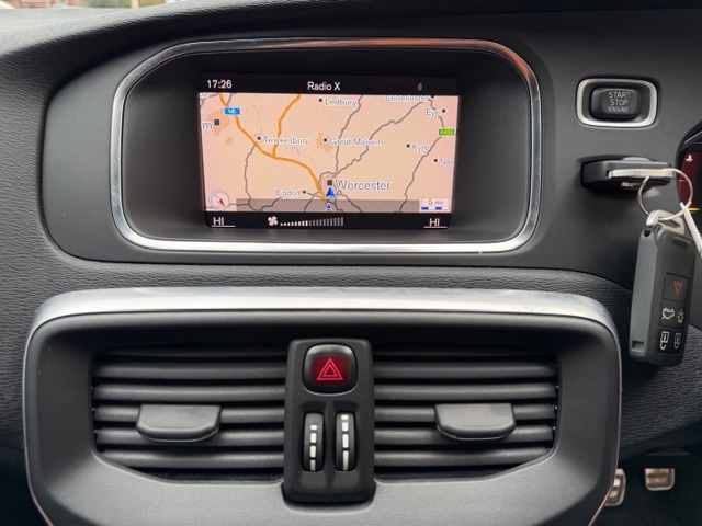 Used Volvo V40 2018 for sale - 78038705: Photo 9