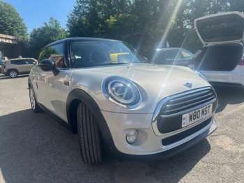Used MINI Hatch 2018 for sale - 74661300: Photo