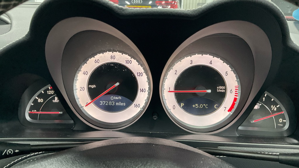 Used Mercedes-Benz SL 2010 for sale - 77077165: Photo 10