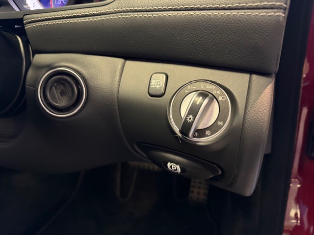 Used Mercedes-Benz SL 2010 for sale - 77077165: Photo 16