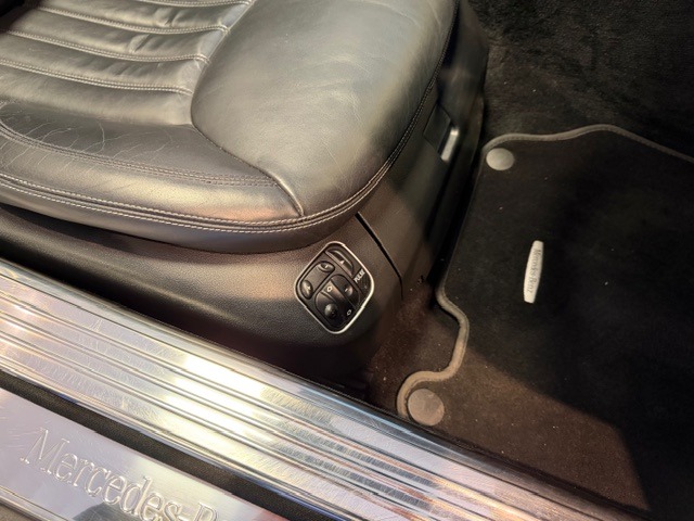 Used Mercedes-Benz SL 2010 for sale - 77077165: Photo 20