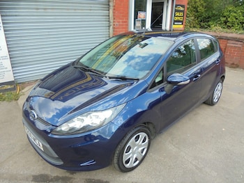 Used Ford Fiesta 2010 for sale - 75609067: Photo