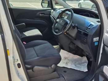 Used Toyota Estima 2013 for sale - 75213754: Photo