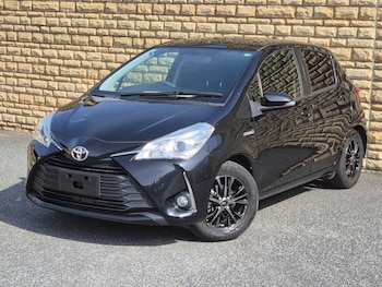 Used Toyota Yaris 2017 for sale - 79045432: Photo