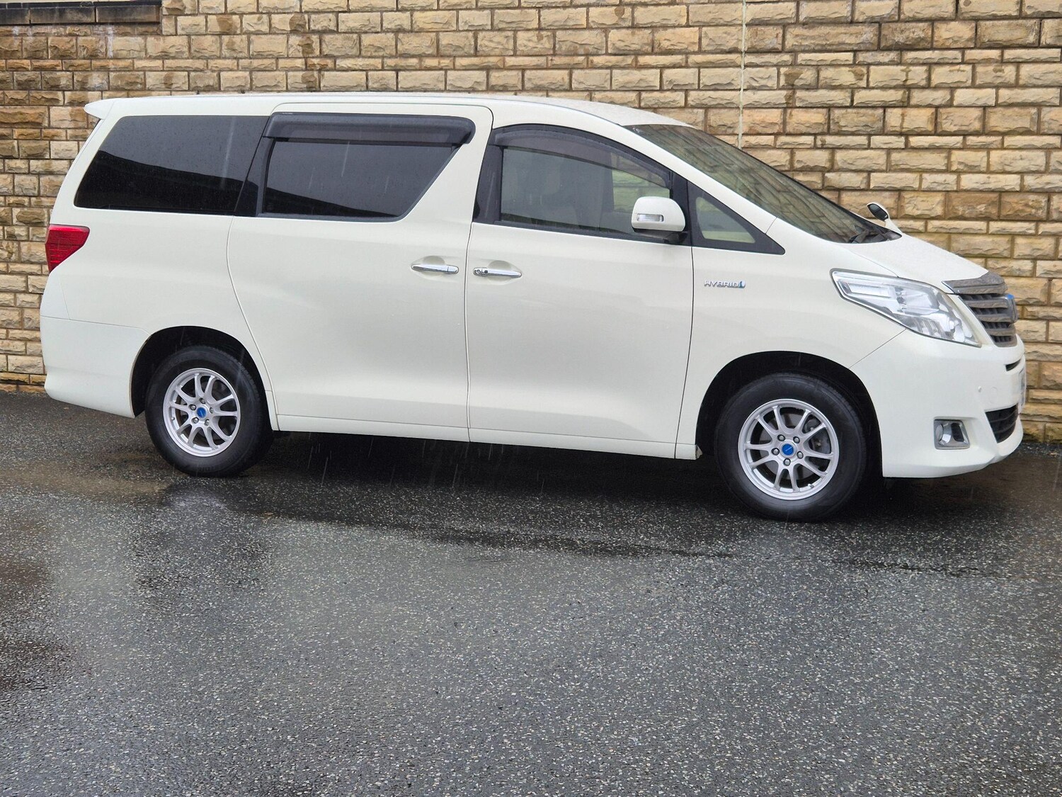 Used Toyota Alphard 2024 for sale - 77926957: Photo 16