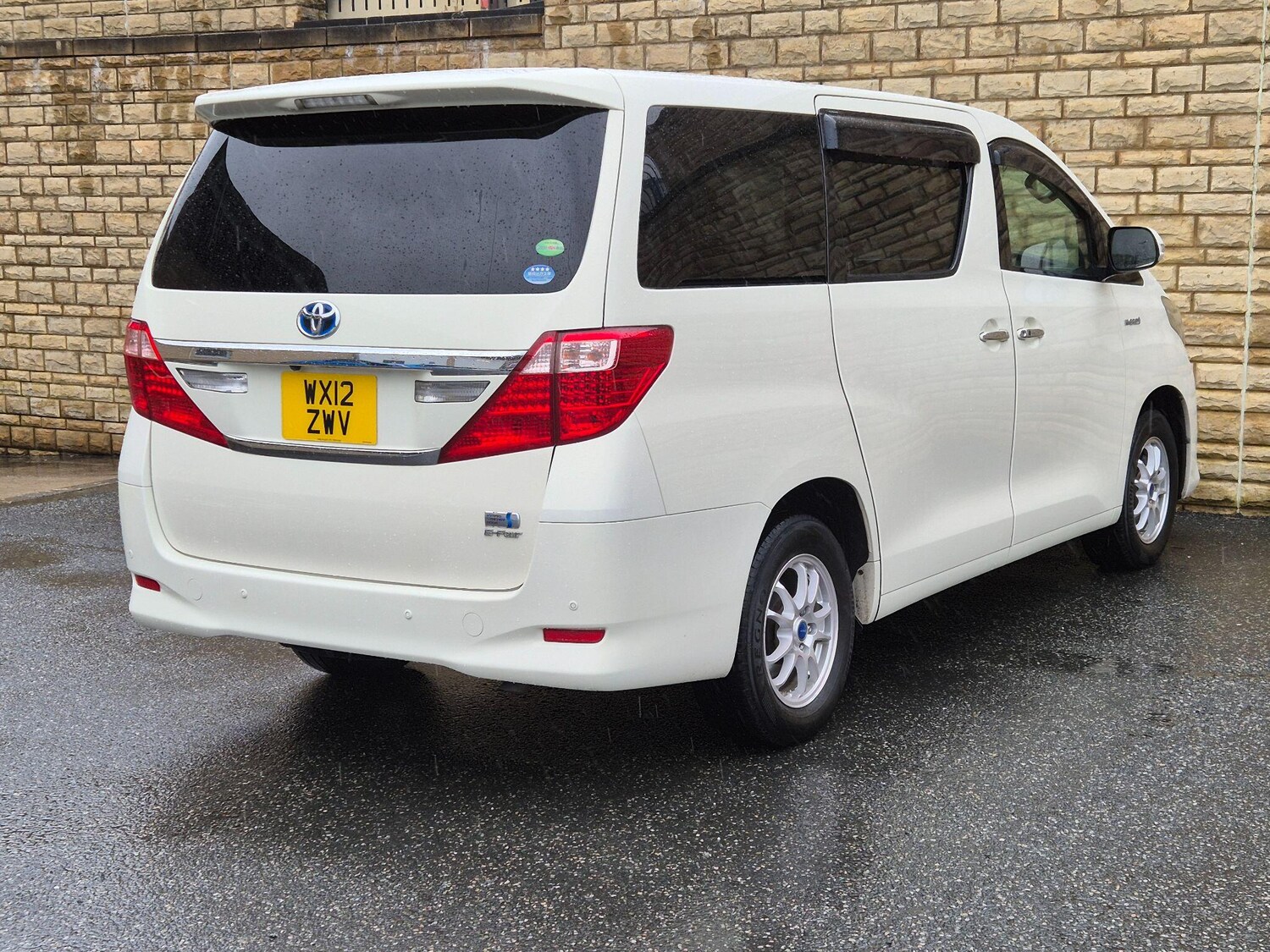 Used Toyota Alphard 2024 for sale - 77926957: Photo 23