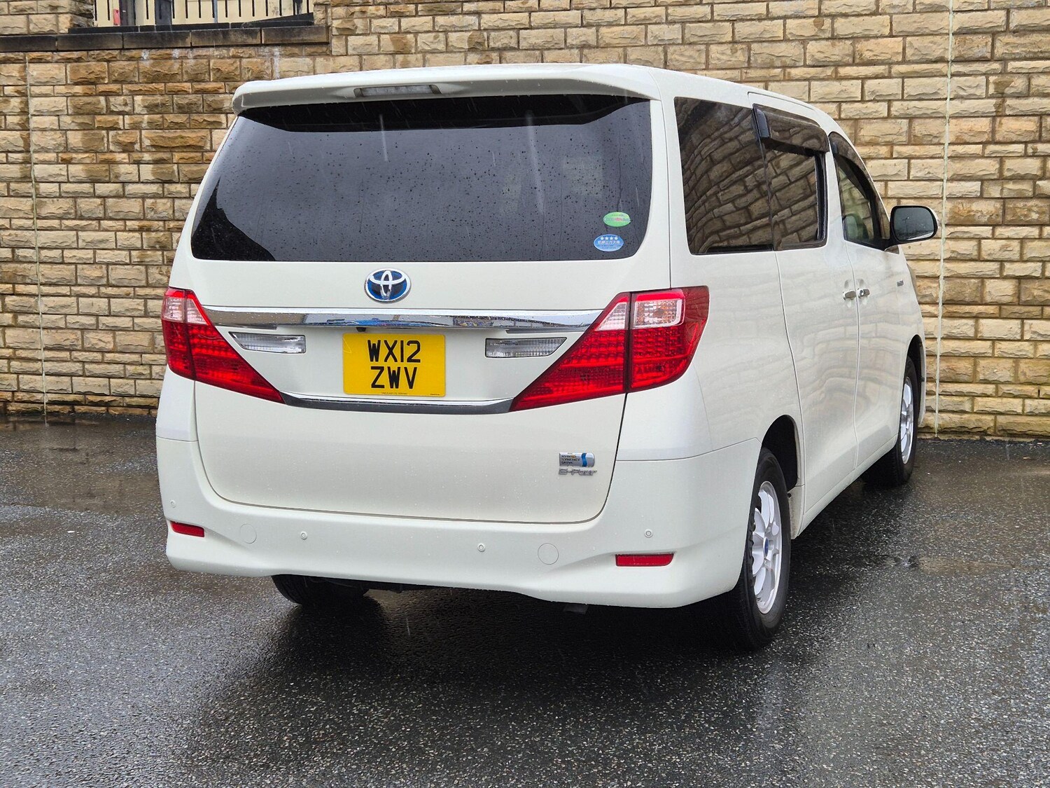Used Toyota Alphard 2024 for sale - 77926957: Photo 25