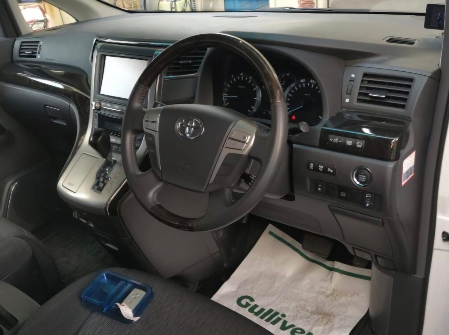 Used Toyota Vellfire for sale - 77957393: Photo 8