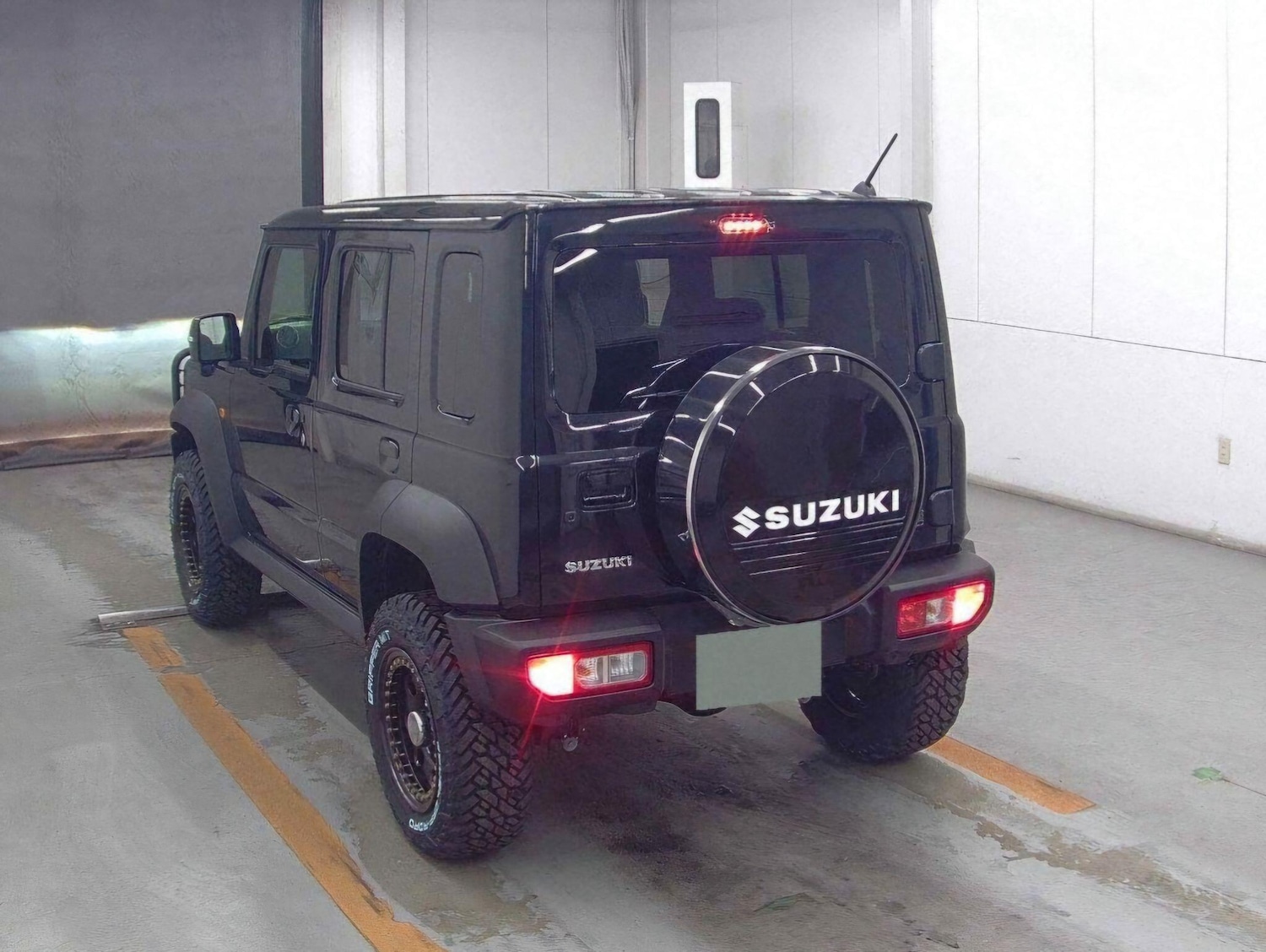 Used Suzuki Jimny for sale - 78057520: Photo 8