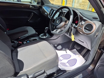 Used Volkswagen Beetle 2015 for sale - 78549003: Photo