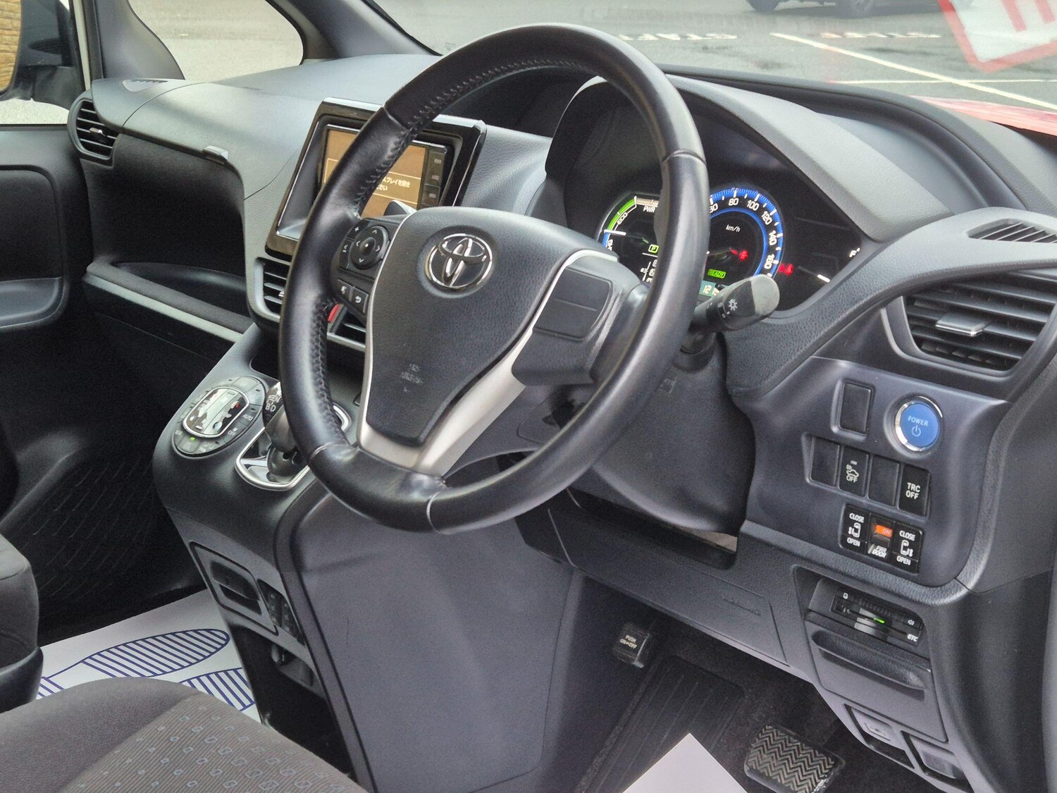 Used Toyota Noah 2026 for sale - 77926956: Photo 6