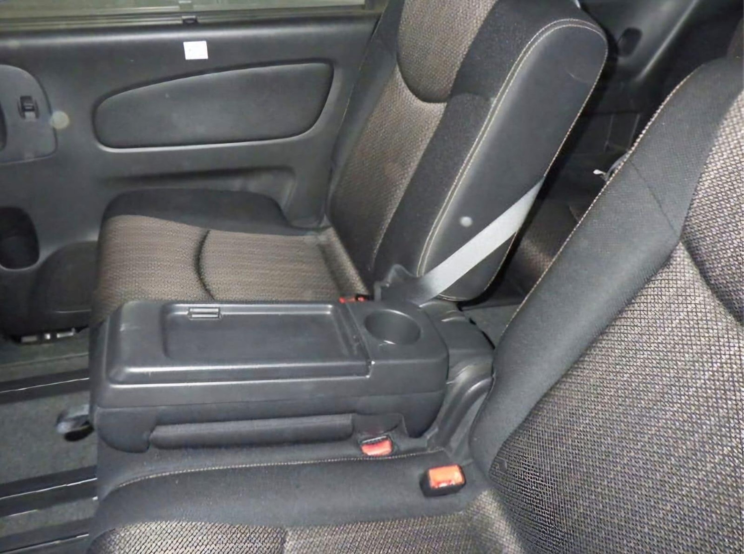 Used Nissan Serena for sale - 78127281: Photo 9