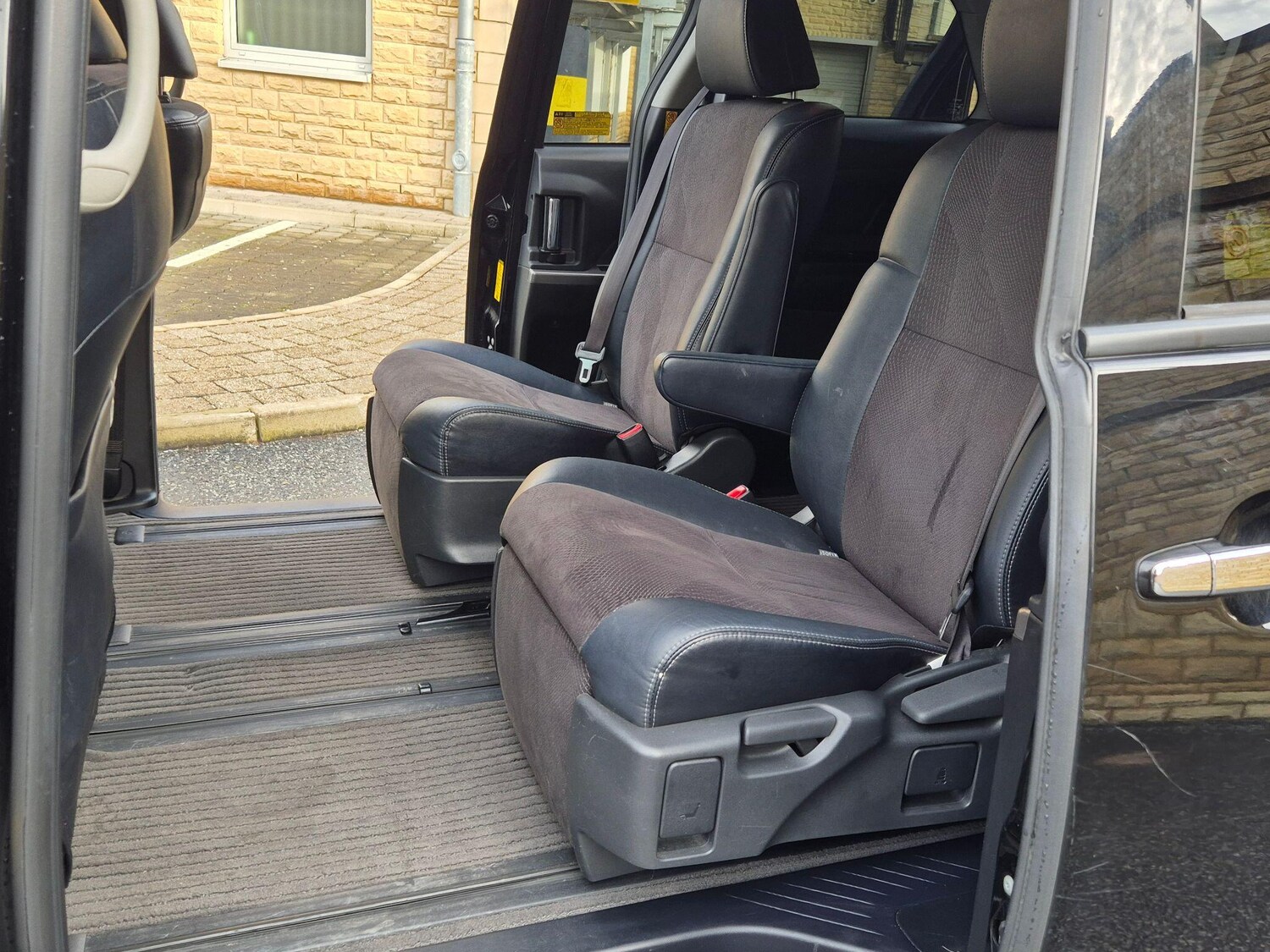 Used Toyota Estima 2026 for sale - 77926958: Photo 10