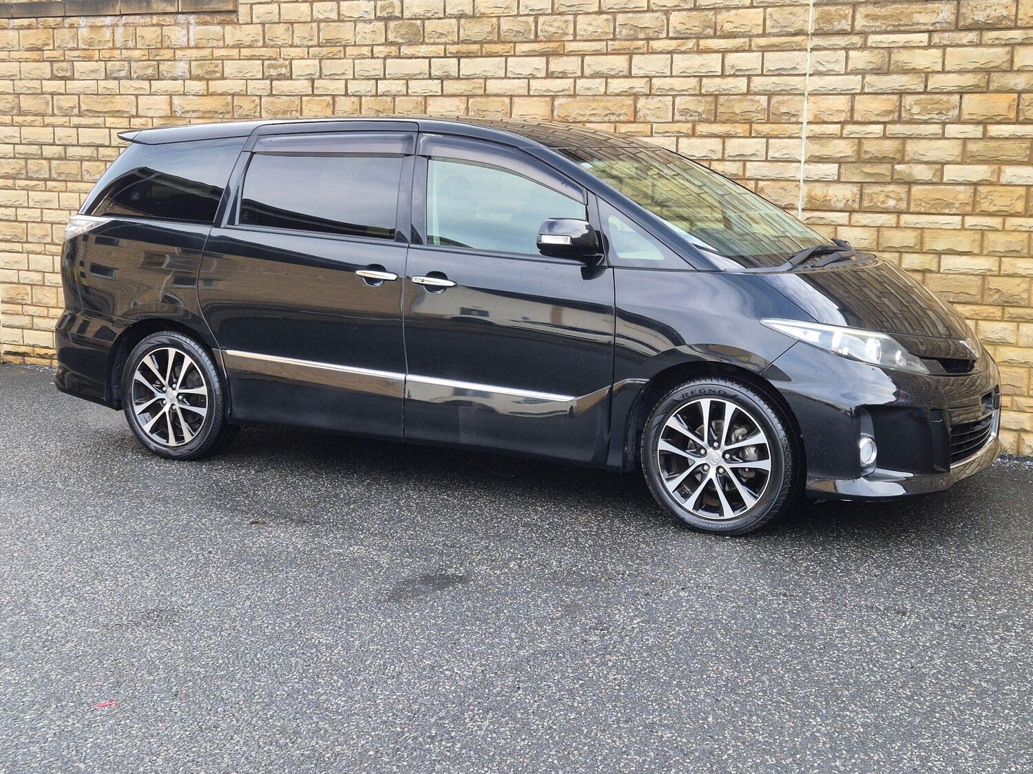 Used Toyota Estima 2026 for sale - 77926958: Photo 13