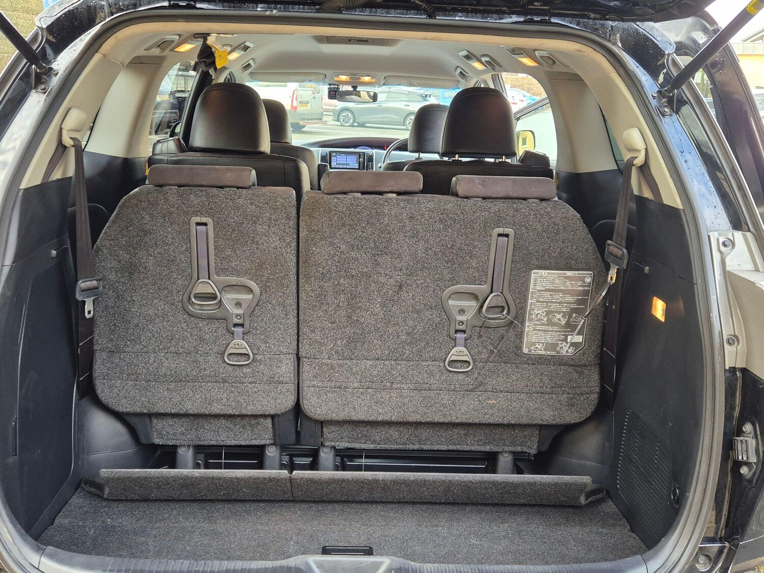 Used Toyota Estima 2026 for sale - 77926958: Photo 14