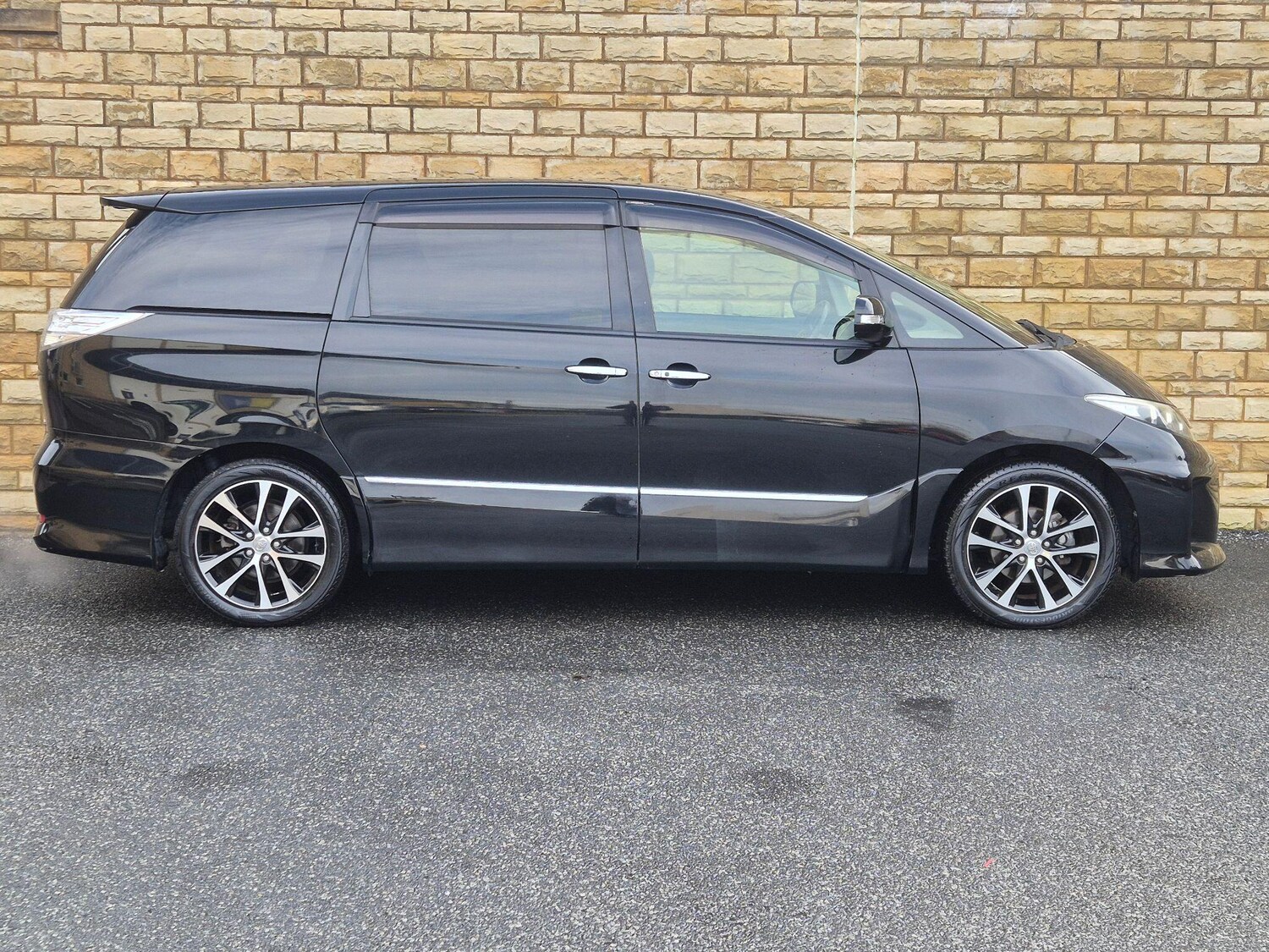 Used Toyota Estima 2026 for sale - 77926958: Photo 15