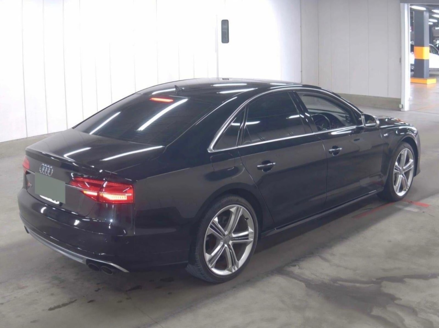 Used Audi S8 for sale - 78141526: Photo 4