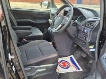 Used Toyota Noah 2015 for sale - 74909142: Photo