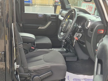 Used Jeep Wrangler 2014 for sale - 78528817: Photo