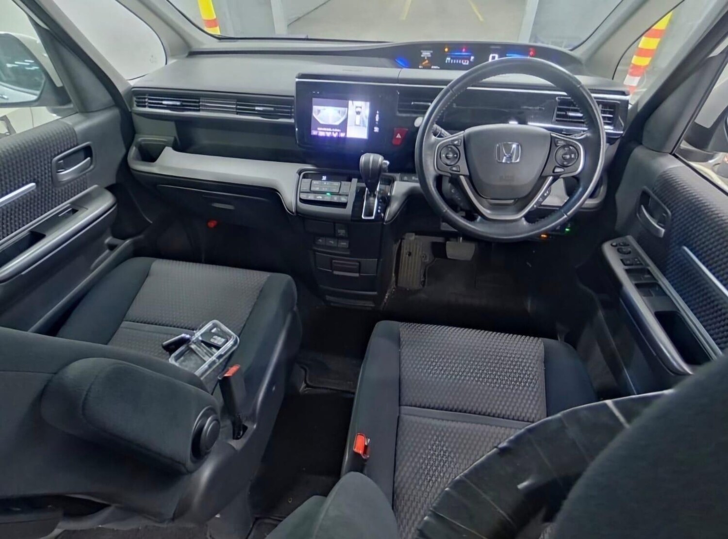 Used Honda Stepwagon for sale - 77957147: Photo 7