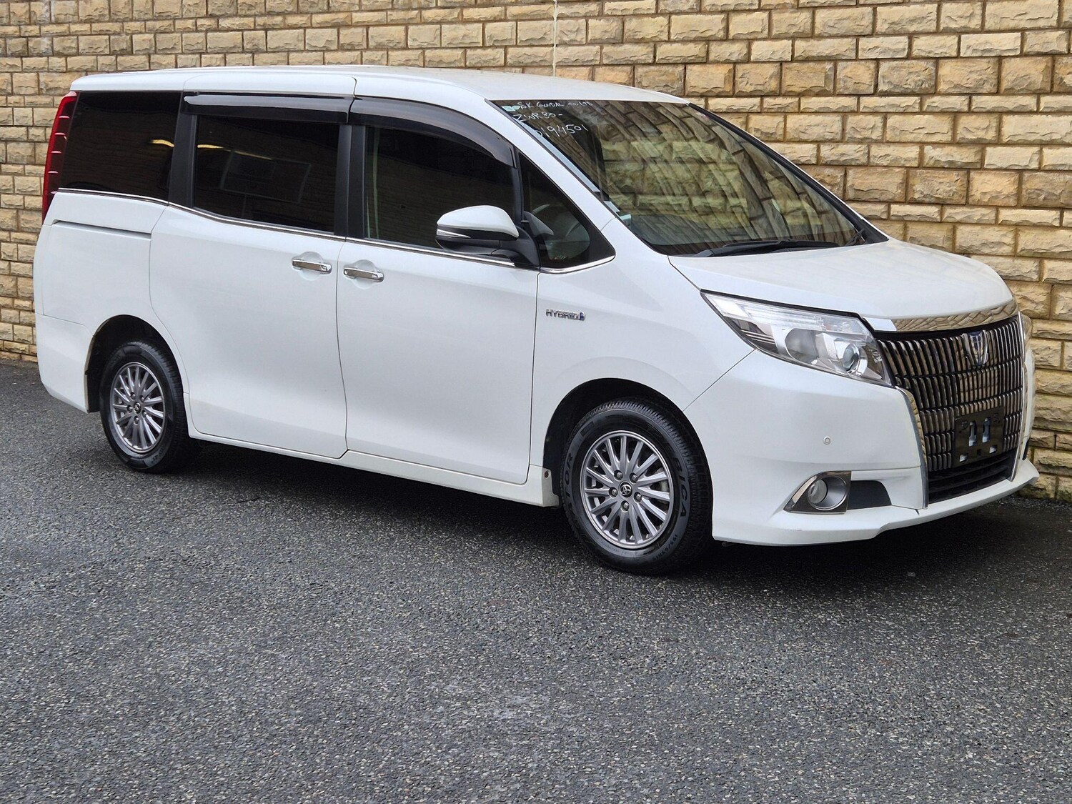 Used Toyota Voxy for sale - 77926963: Photo 12