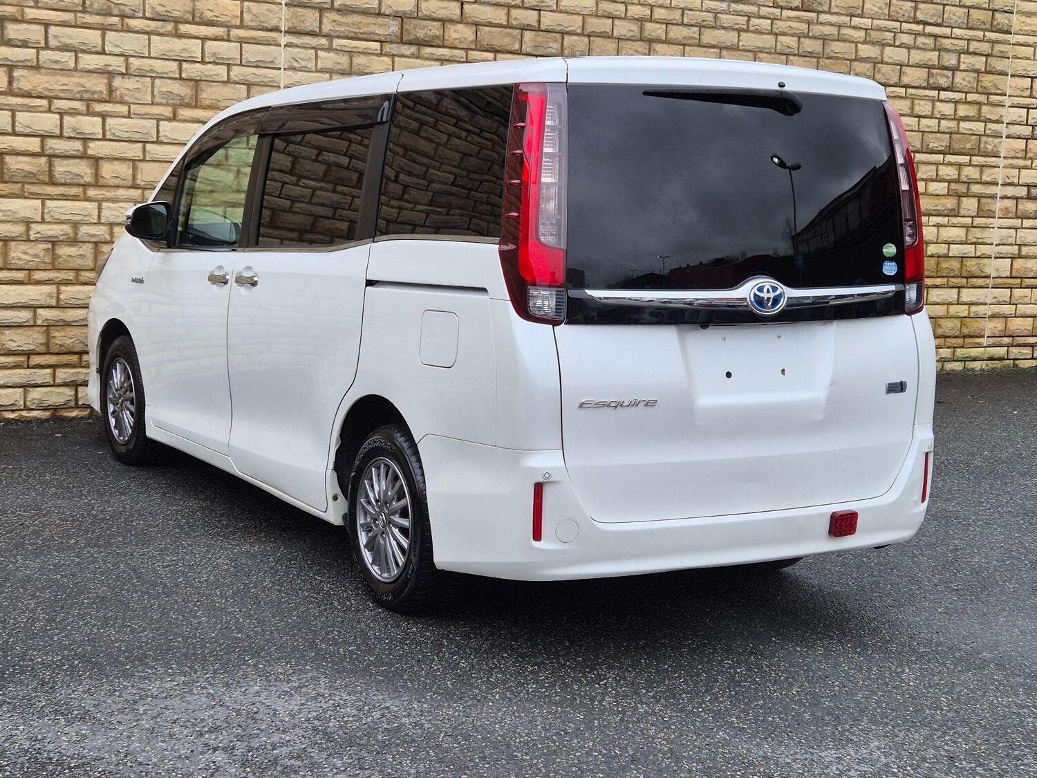 Used Toyota Voxy for sale - 77926963: Photo 24