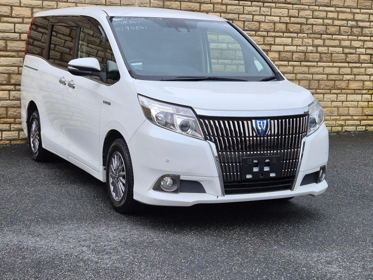 Used Toyota Voxy for sale - 77926963: Photo 9