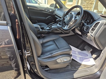 Used Porsche Cayenne 2014 for sale - 79459978: Photo