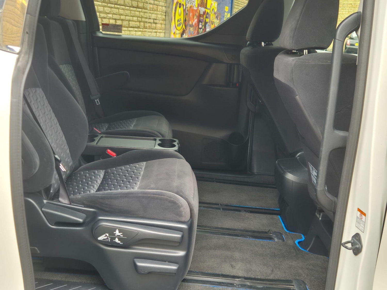 Used Toyota Vellfire for sale - 77926954: Photo 15