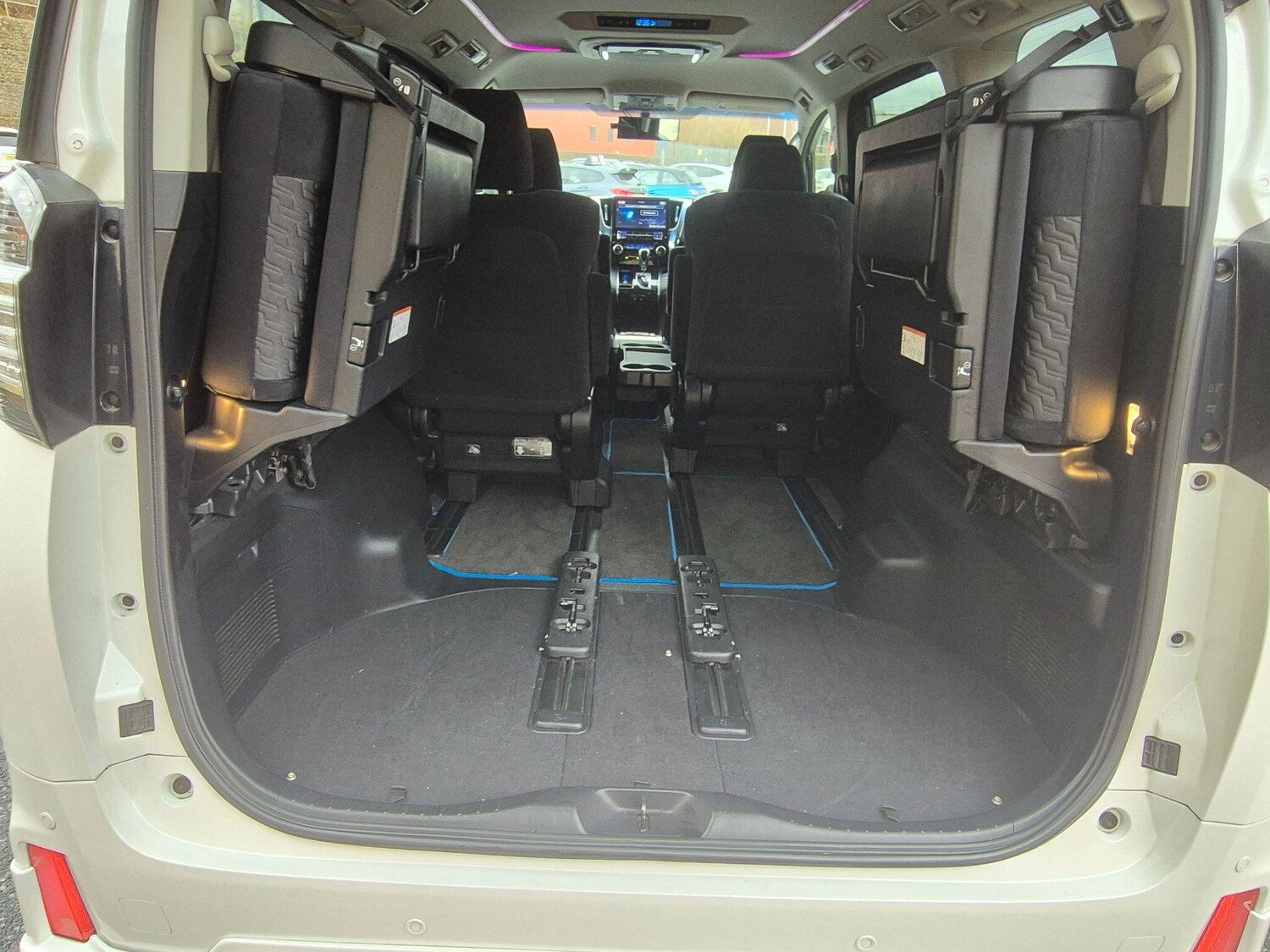 Used Toyota Vellfire for sale - 77926954: Photo 28