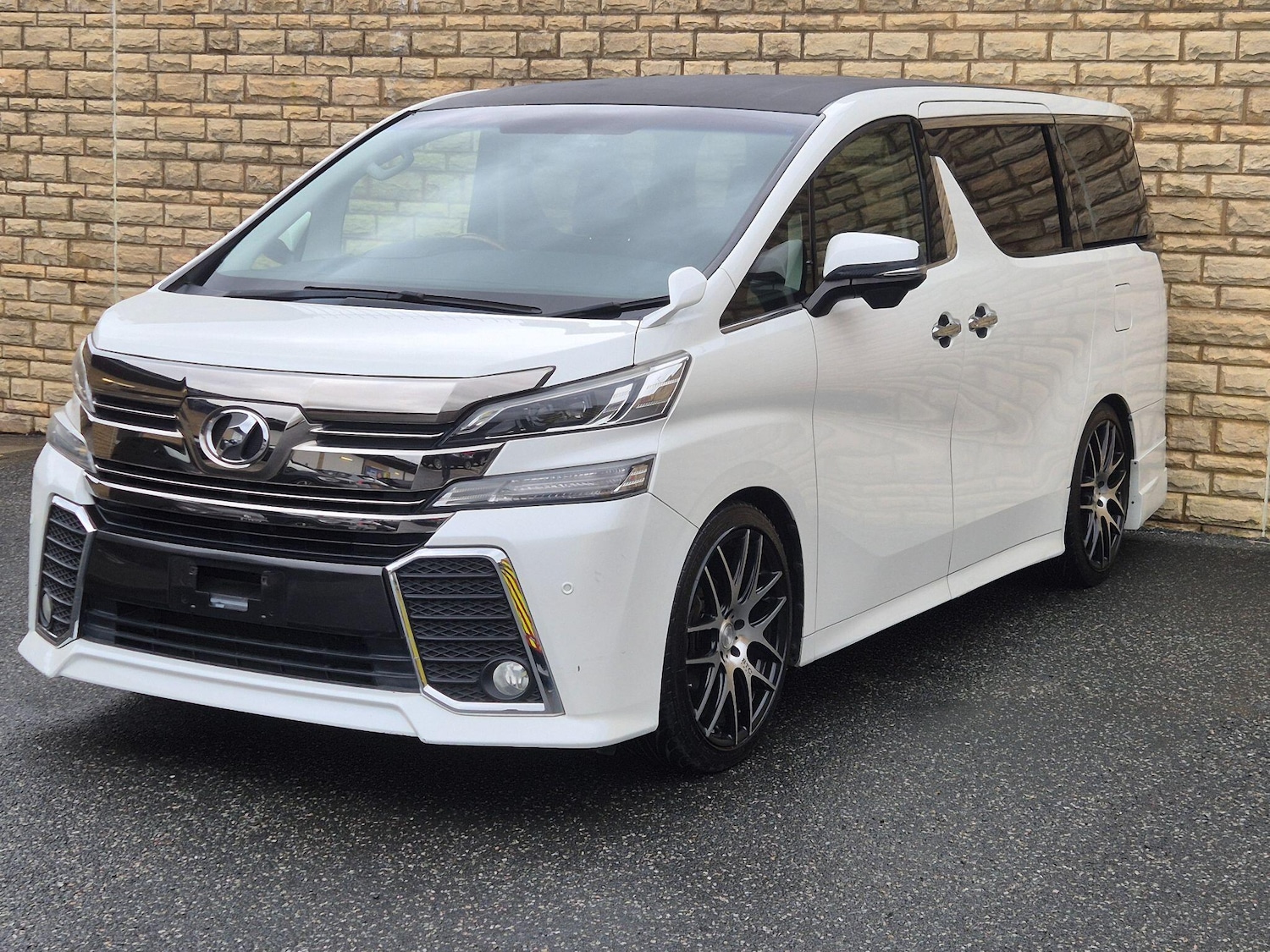 Used Toyota Vellfire for sale - 77926954: Photo 4